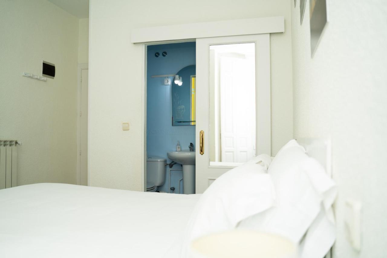 Guest House Exito En Madrid Eksteriør billede